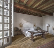 Bedroom 6 Les Maisons de l'Hôtel Particulier