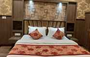 Kamar Tidur 7 Hotel Chintpurni International