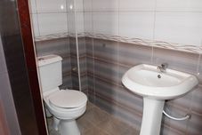 In-room Bathroom Hotel Lintons