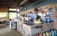 ร้านอาหาร 6 Nost Cottages at Club Kon-Tiki