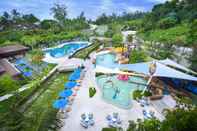 Swimming Pool OZO Phuket