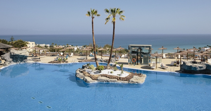 Kolam Renang Alua Village Fuerteventura – All Inclusive