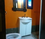 In-room Bathroom 7 Piedra Cutana