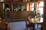 Quầy bar, cafe và phòng lounge Pension Zum Bauernstübl