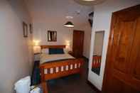 Bilik Tidur Dunlichity House B&B