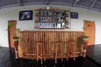 Bar, Kafe, dan Lounge The Inle Sanctuary Phayartaung