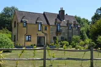 Exterior 4 East Lodge Bolney