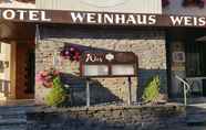Bên ngoài 3 Hotel Weinhaus Weis