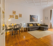 Ruang Umum 2 Chiado Balcony Apartment