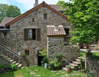 Exterior 2 La Maison de Marie