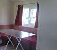 Bedroom 6 Le Camping St Etienne