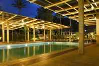 Swimming Pool Casa Rio Resort Athirapilly