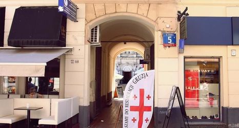 Exterior 2 Hostel Chmielna 5 Rooms & Apartments