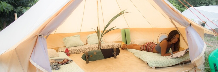 Bedroom Star Surf Camps