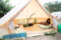 Bedroom Star Surf Camps