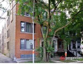 Exterior 2 Classic Lincoln Park Charmer - 3bdr Steps to Train