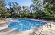 Swimming Pool 3 Turnberry 212