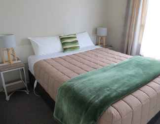 Bedroom 2 Culverden Court Motel