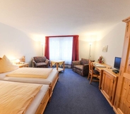 Bilik Tidur 4 Hotel Weinheber Hornung