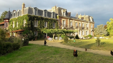 Exterior 4 Chateau le Quesnoy