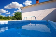 Swimming Pool House 1430