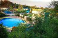 Swimming Pool Saheb Bari Resort