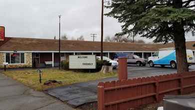 Exterior 4 Modoc Inn