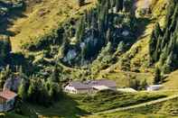 Bên ngoài Berghotel Altes Wallberghaus