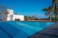 Swimming Pool Villa Es Fumeral