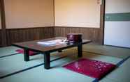 Common Space 4 Ryokan Nanakamado