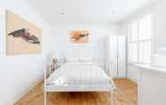 Kamar Tidur 5 Bright Welcoming Apartment With Terrace, Fulham 3 bed