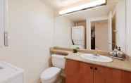 In-room Bathroom 3 Airport Beautiful View 1 BDR Penthouse