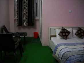 Bedroom 4 StayApart - Tarkeswarm Hills Viiew