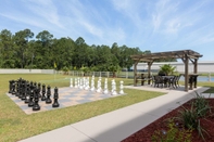 Ruang untuk Umum La Quinta Inn & Suites by Wyndham Brunswick/Golden Isles