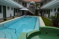 Kolam Renang Hotel Villa Magna Poza Rica