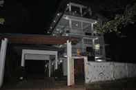 Bangunan Senora Guest House