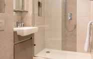 Toilet Kamar 6 LT Riverview Apartments - Greenwich