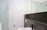 In-room Bathroom 7 Accommodate Canberra - Parbery