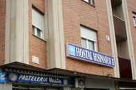 Exterior Hostal Hispanico II