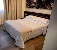 Bedroom 4 Casta Hotel