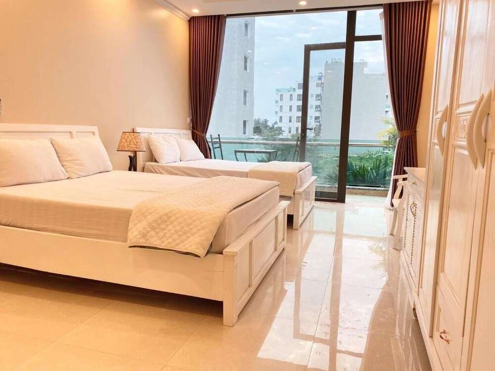 Monza Villa - Khách sạn 3 sao có bể bơi tại Sầm Sơn