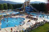 Swimming Pool Apartments Vinska Trta