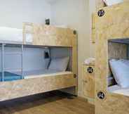 Kamar Tidur 7 Hi Go Hostel & Suites