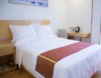 Kamar Tidur 2 GreenTree Alliance Sanya First Market Hotel