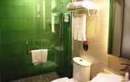 In-room Bathroom 7 GreenTree Inn Jinan Gaoxin District South Gongye Road Middle Aoti Road Express Hotel