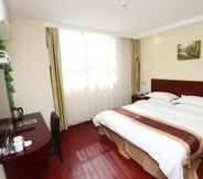 Bedroom 7 GreenTree Inn Nanjing Lishui District Lishui Airport Road Express Hotel