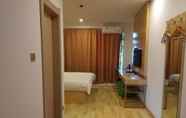 Bedroom 3 GreenTree Inn DaLian JinZhou District Light Industry College Express Hotel