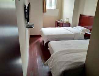 Bedroom 2 GreenTree Inn NanJing Lukou KongGang General Avenue Express Hotel
