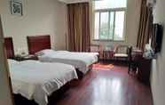 Bedroom 6 GreenTree Inn NanJing Lukou KongGang General Avenue Express Hotel