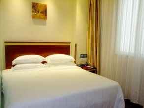 Bedroom 4 GreenTree Inn Chengdu high-tech Development West Zone Shidai Tian Street Express Hotel